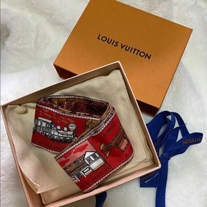 LOUIS VUITTON Silk Jeu De Louis BB Bandeau Beige